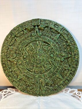VTG Aztec Mayan Calendar Sun Stone Crushed Malachite Green 13” Round Wall Mount
